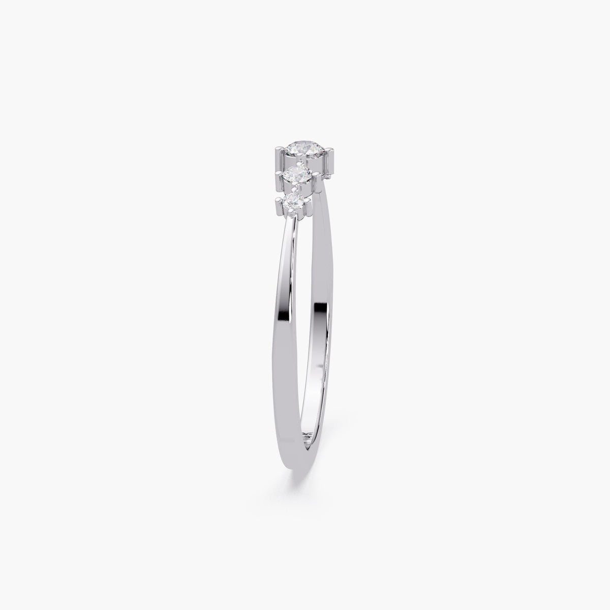 Minimalist 5 Stone Tapered Band in 14K Yellow Gold.