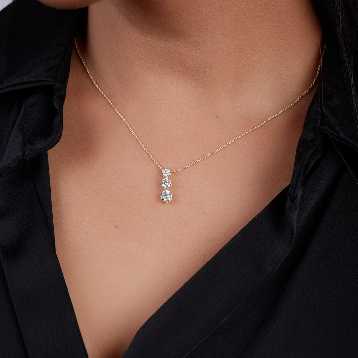 Graduating Diamond Pendant in 14K Gold, 1 Ctw Lab-Grown 3 Stone Necklace, 16-18 Inch Cable Chain
