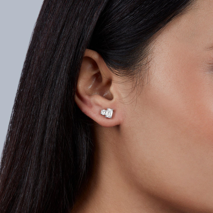 14K Gold Toi Et Moi Lab Diamond Stud Earrings: Emerald & Round Cut