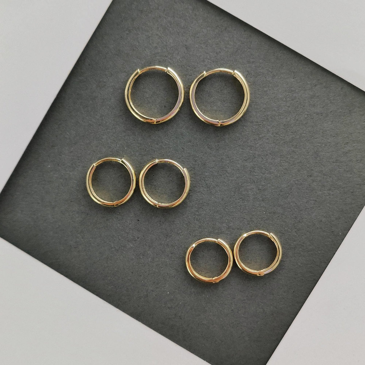 Gold Huggies / 14k Solid Gold Plain Huggies / Solid Gold Mini Hoops / Mini Gold Huggies / Tiny Gold Hoop Earrings / 11MM / 13MM and 15MM