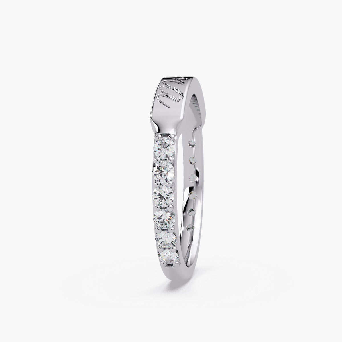 14k white gold mama ring showing the slim engraved nameplate, polished band and round lab-grown diamond setting for a modern mom jewelry gift.
